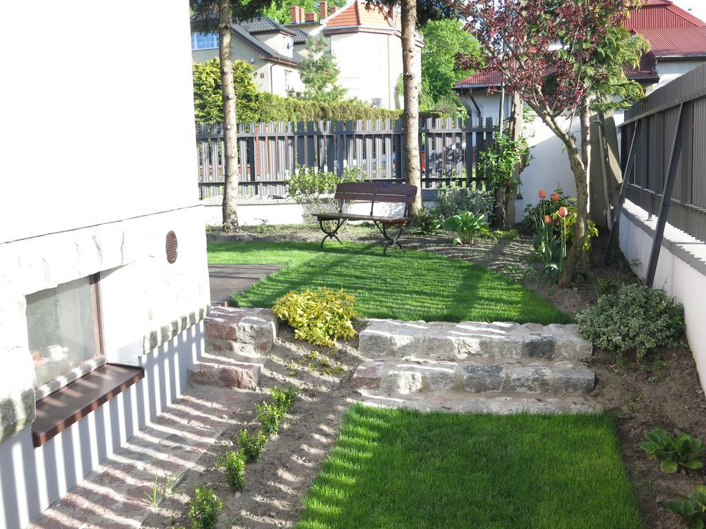 Male Letnisko, Butikowy Pensjonat Obok Plazy Puck Dış mekan fotoğraf